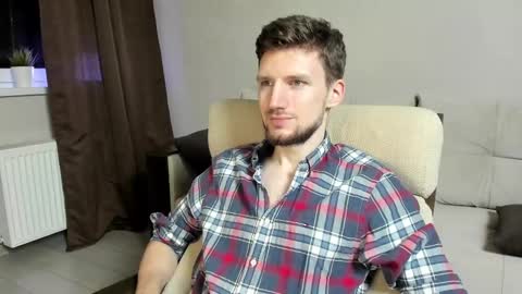 Andrew online show from March 2025 07:48:01 PM