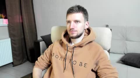 Andrew online show from September 2025 02:54:02 AM