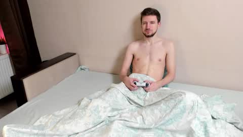 Andrew online show from October 2025 08:51:02 PM