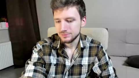 Andrew online show from October 2025 01:20:02 AM