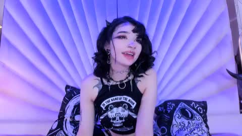    online show from February 2025 08:26:01 PM