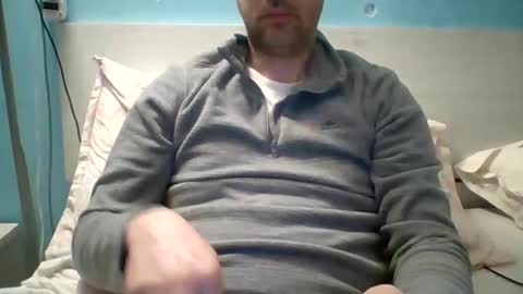 Snapshot of zeus00811 chatting on February 2026 05:30:01 AM zeus online show from February 2026 05:30:01 AM