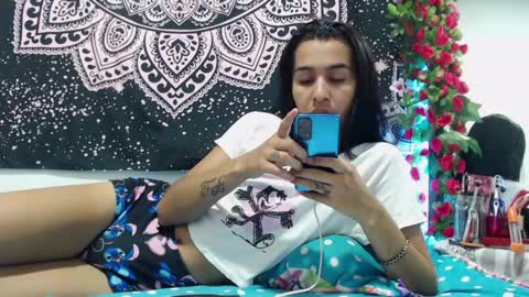 zeus693769 online show from June 2026 07:11:02 AM