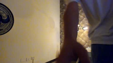 zeus online show from December 2024 07:06:01 PM