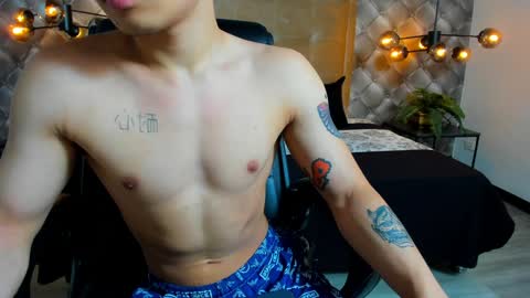 zeus online show from December 2024 06:42:02 PM