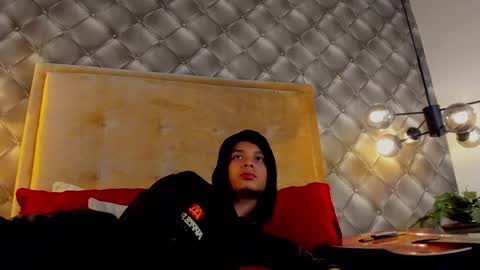 zeus online show from January 2025 02:53:02 PM