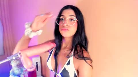 ZIA online show from October 2025 06:52:01 PM