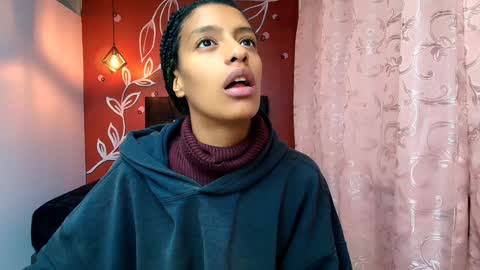 Zia Green online show from December 2024 12:07:02 PM