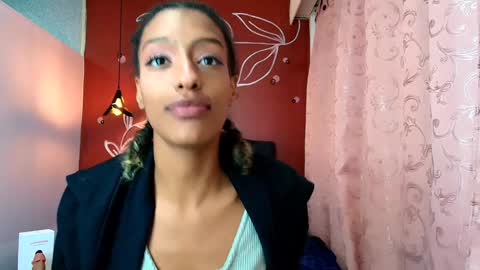 Zia Green online show from January 2025 03:19:01 PM