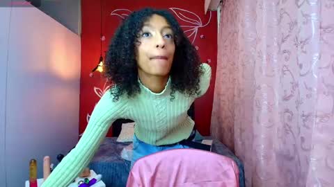 Zia Green online show from March 2025 12:12:01 PM