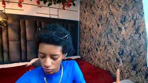 Snapshot of zia_green chatting on May 2026 01:28:01 PM Zia Green online show from May 2026 01:28:01 PM
