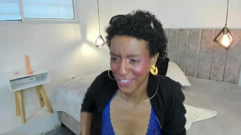 Snapshot of zia_green chatting on June 2026 02:33:01 PM Zia Green online show from June 2026 02:33:01 PM
