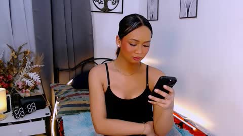 Zia online show from October 2025 07:36:02 PM