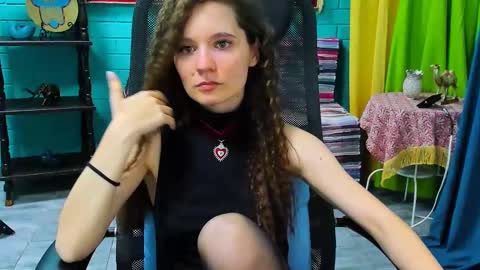 zianichols online show from March 2025 08:05:02 PM