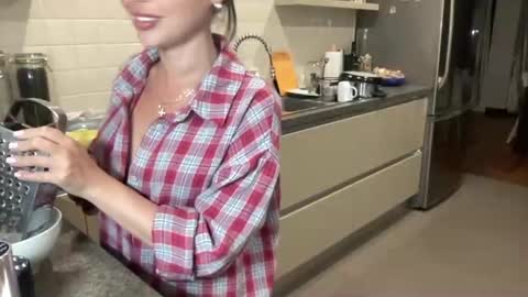 Nensi online show from May 2026 08:38:02 PM