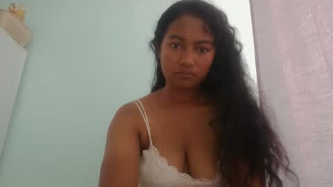 elly online show from March 2026 05:47:02 AM