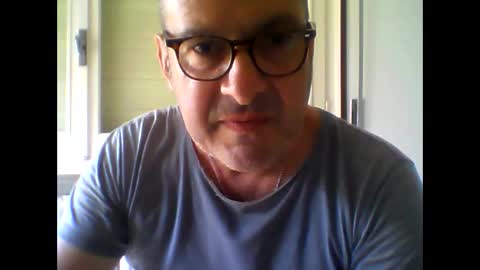 Snapshot of zino9372 chatting on September 2025 01:01:01 PM zino9372 online show from September 2025 01:01:01 PM