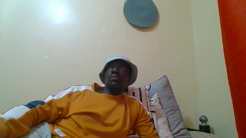 Zlatann2012 online show from November 2025 03:58:01 PM