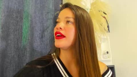 Snapshot of zoe69__ chatting on September 2025 05:20:01 AM ZOE online show from September 2025 05:20:01 AM