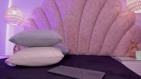 Snapshot of zoe_blosson chatting on May 2026 02:51:02 AM zoe_blosson online show from May 2026 02:51:02 AM