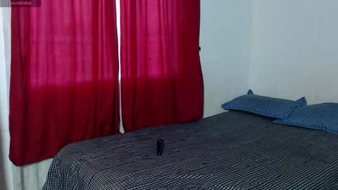 Zoe Bronw online show from December 2024 11:13:01 AM