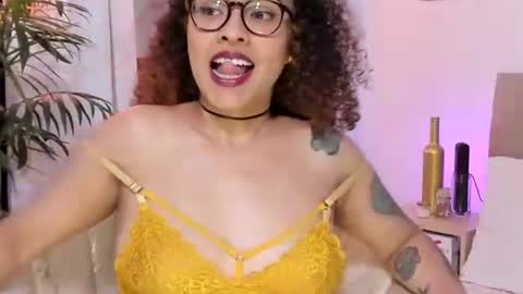 Zoe Gruber online show from November 2025 12:56:02 AM