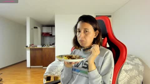 ZOE online show from December 2024 12:34:02 AM