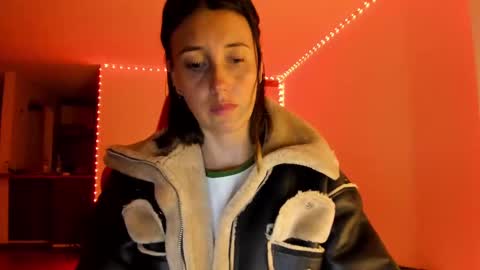 ZOE online show from March 2025 01:00:02 AM