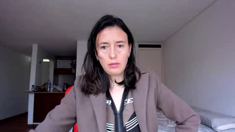 ZOE online show from September 2025 10:33:01 PM