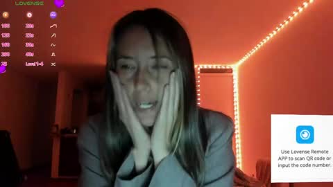 Snapshot of zoe_jeane_beker chatting on May 2026 01:56:02 AM ZOE online show from May 2026 01:56:02 AM