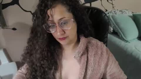 Zoe Koller online show from November 2025 01:16:01 AM