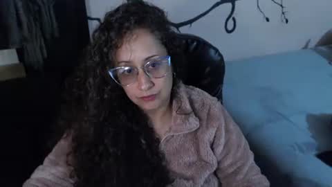 Zoe Koller online show from June 2026 01:06:01 AM