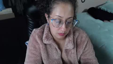 Zoe Koller online show from July 2026 02:05:01 AM