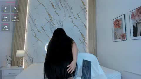 Snapshot of zoe_longhair chatting on April 2026 07:20:01 PM zoe_longhair online show from April 2026 07:20:01 PM