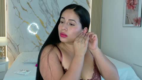 Snapshot of zoe_longhair chatting on May 2026 07:09:02 PM zoe_longhair online show from May 2026 07:09:02 PM
