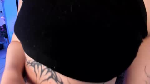 Zoe Lynch online show from February 2026 11:39:01 AM