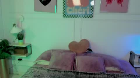 Zoe Lynch online show from April 2026 11:33:01 AM