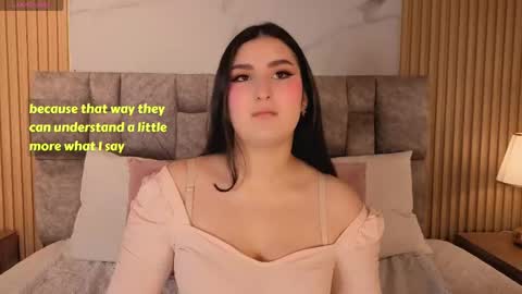 Snapshot of zoe_moon__ chatting on May 2026 01:54:02 PM zoe_moon__ online show from May 2026 01:54:02 PM