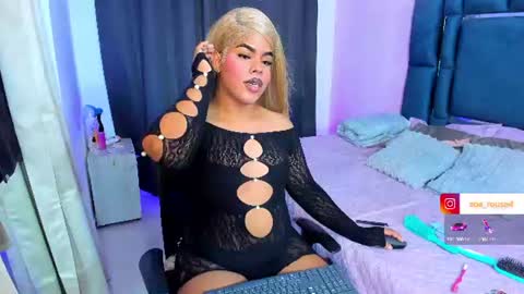 zoe_rosee4 online show from July 2026 03:41:01 AM