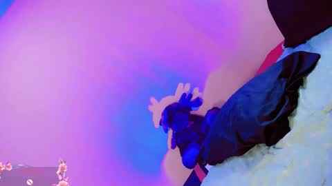 Snapshot of zoe_rous2 chatting on February 2026 05:22:02 PM ZOE online show from February 2026 05:22:02 PM