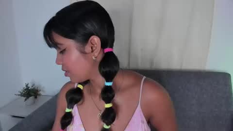 Zoe online show from February 2025 09:41:02 PM