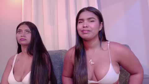 Snapshot of zoe_roux210949 chatting on February 2026 08:01:02 PM Zoe online show from February 2026 08:01:02 PM