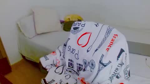 ZOE online show from March 2026 09:51:01 PM