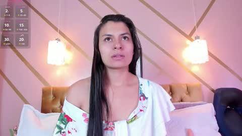 zoe Summerss online show from December 2025 12:46:02 PM