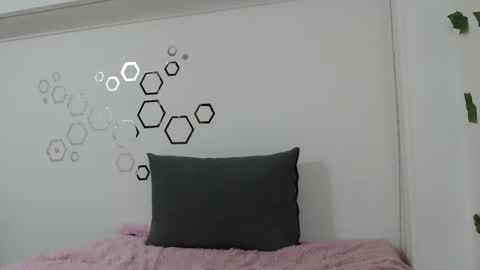 Carolina online show from September 2025 09:53:01 PM