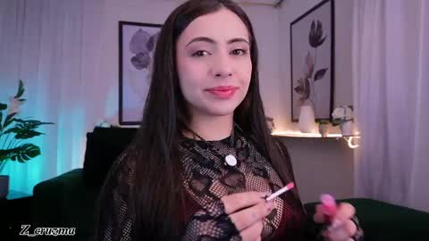 Snapshot of zoee_cruz chatting on May 2026 12:00:01 PM Camila online show from May 2026 12:00:01 PM