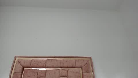 zoee online show from December 2024 06:52:01 AM