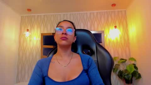 Zoe 3 online show from February 2026 05:42:01 PM