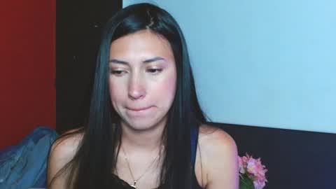 Laura  online show from December 2024 04:04:02 AM