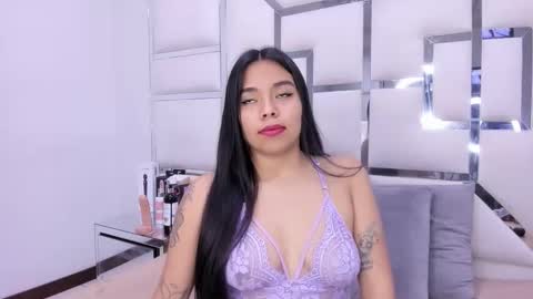 ZoeSwam online show from February 2025 06:49:02 PM